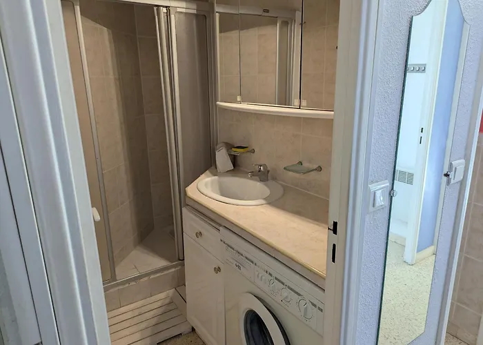 Apartamento Sol-y-days Drakkar, Familial 2 Avec Parking, Proche Centre-ville Et à 300m De La Le Grau-du-Roi
